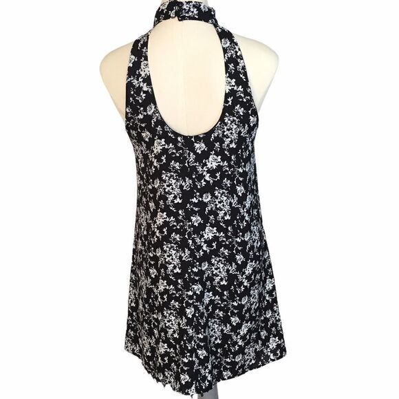 Altar'd State Black and White Floral Dress Size S - Picture 2 of 3